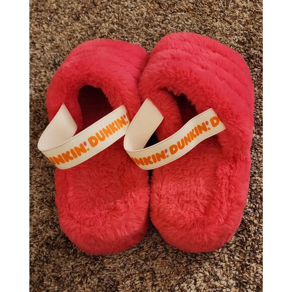 Dunkin Donuts Official Merch Pink Faux Fur Slides NWOT  Cozy Fluffy Size 8 - Picture 2 of 5